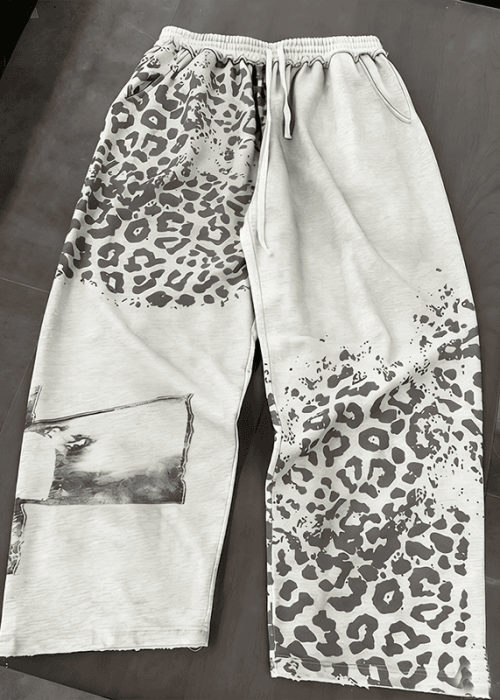 Sweatpants with Rhinestone Chenille (2)
